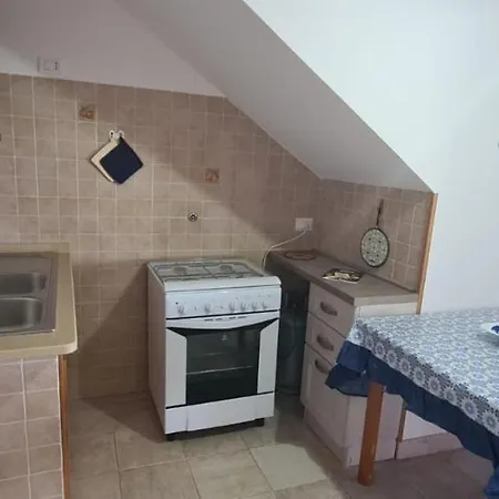 Casa Vacanze Arenosa 马里蒂玛