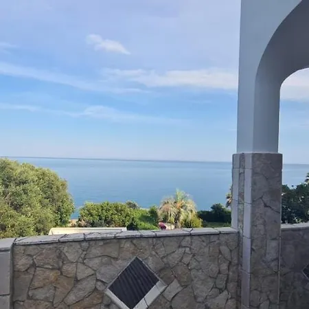 Casa Vacanze Arenosa * 马里蒂玛